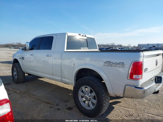 44073809 :رقم المزاد ، 3C6UR5PL5JG328572 vin ، 2018 Ram 2500 Longhorn  4x4 6'4 Box مزاد بيع