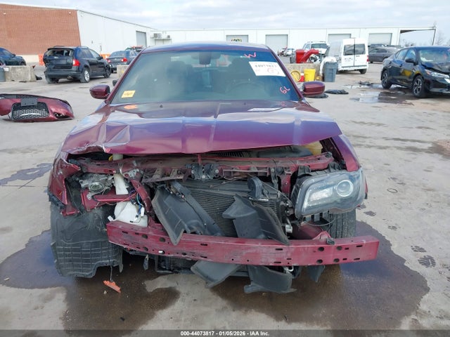 Продажа на аукционе авто 2019 Chrysler 300 300s, vin: 2C3CCABG4KH565990, номер лота: 44073817