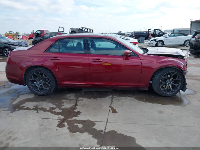 Продажа на аукционе авто 2019 Chrysler 300 300s, vin: 2C3CCABG4KH565990, номер лота: 44073817