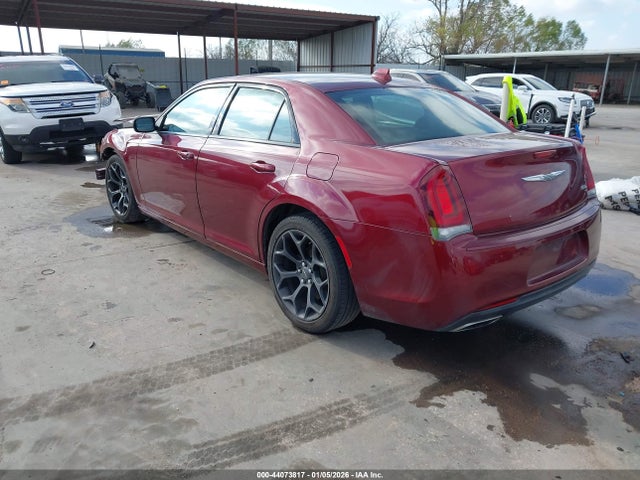 Продажа на аукционе авто 2019 Chrysler 300 300s, vin: 2C3CCABG4KH565990, номер лота: 44073817