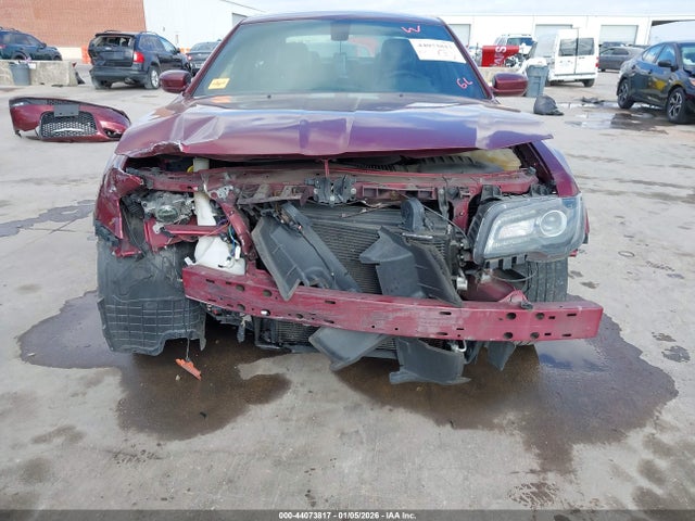 Продажа на аукционе авто 2019 Chrysler 300 300s, vin: 2C3CCABG4KH565990, номер лота: 44073817
