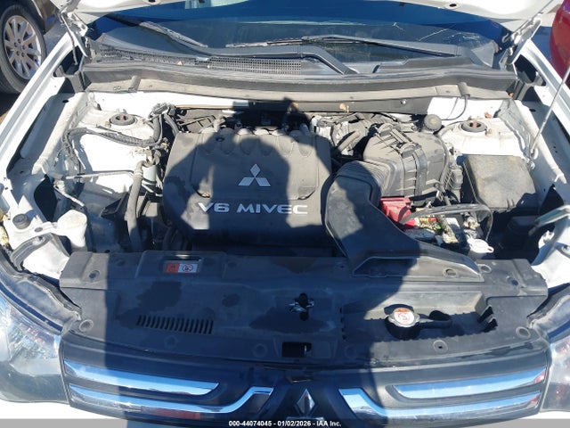 2014 MITSUBISHI OUTLANDER JA4JZ4AXXEZ001425 Photo 9