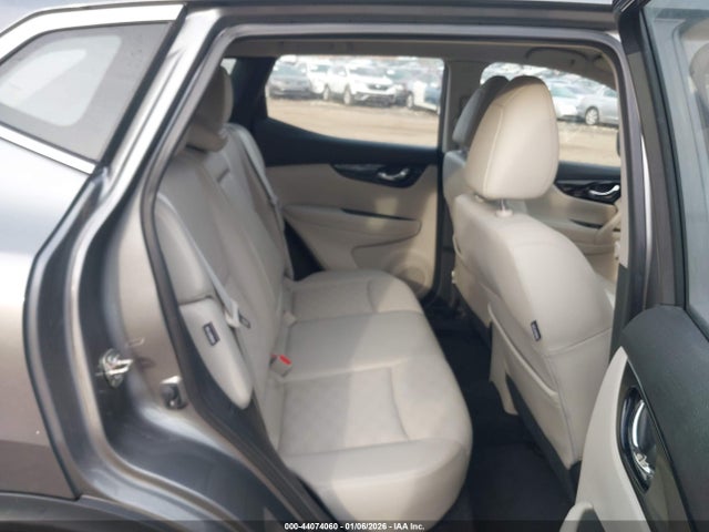 JN1BJ1BW2MW427053 Nissan Rogue Sport Sv Awd Xtronic Cvt