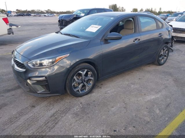 2019 KIA FORTE 3KPF34AD7KE104098 Photo 1