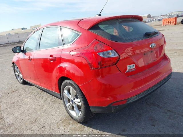 Ford FOCUS SE 2014 1FADP3K27EL199136 Image 3