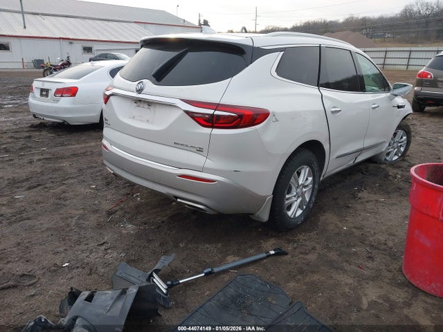 5GAEVAKW0JJ142036 Buick Enclave Essence