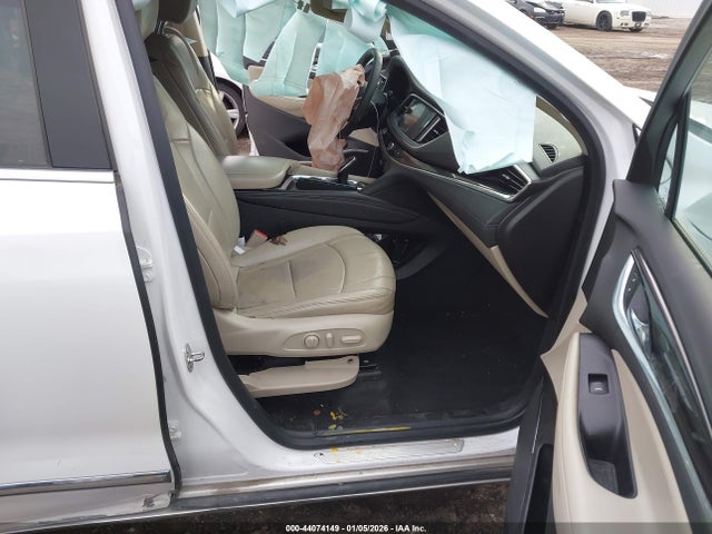 5GAEVAKW0JJ142036 Buick Enclave Essence