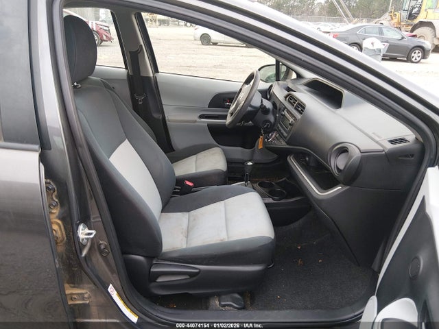JTDKDTB3XE1573026 Toyota Prius C Two