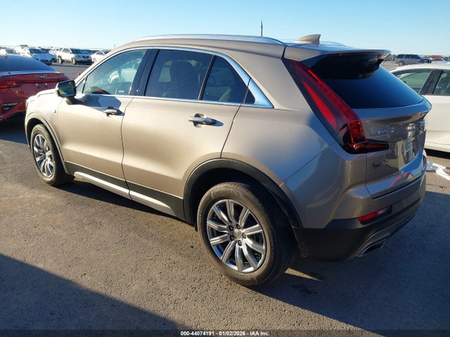 2023 CADILLAC XT4 1GYFZCR48PF121027 Photo 2