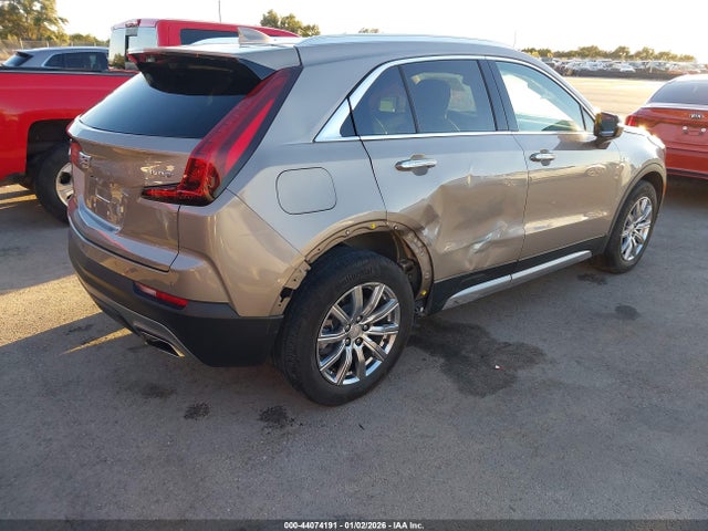 2023 CADILLAC XT4 1GYFZCR48PF121027 Photo 3
