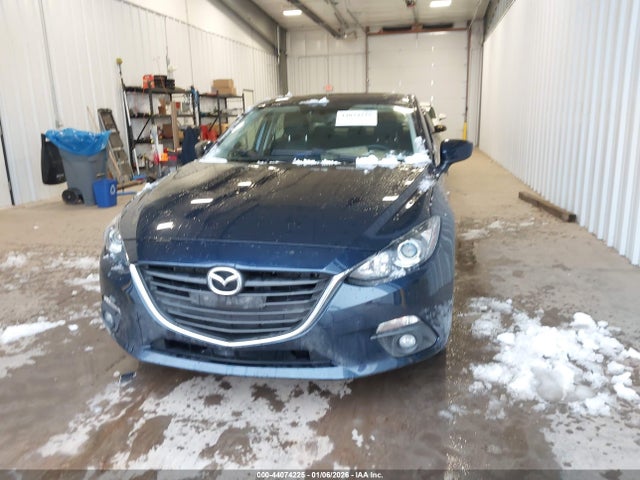 3MZBM1W71GM270964 Mazda Mazda3 I Touring
