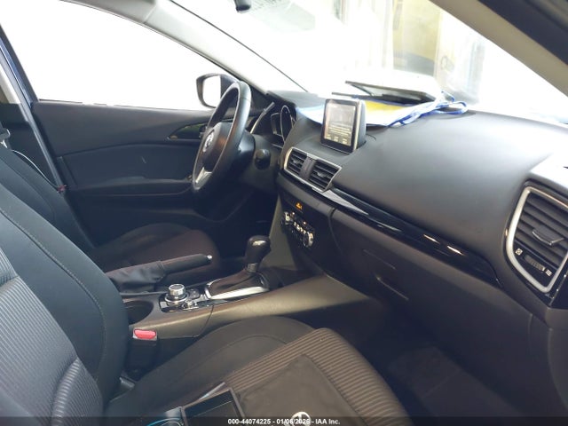 3MZBM1W71GM270964 Mazda Mazda3 I Touring