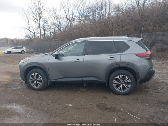 JN8BT3BB4NW335674 Nissan Rogue Sv Intelligent Awd