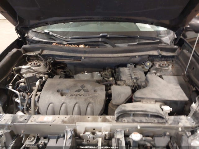 2018 MITSUBISHI OUTLANDER JA4AZ3A32JZ058123 Photo 9