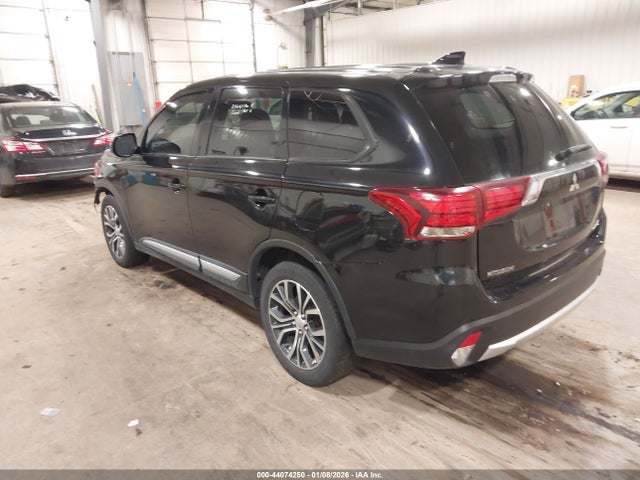 2018 MITSUBISHI OUTLANDER JA4AZ3A32JZ058123 Photo 2