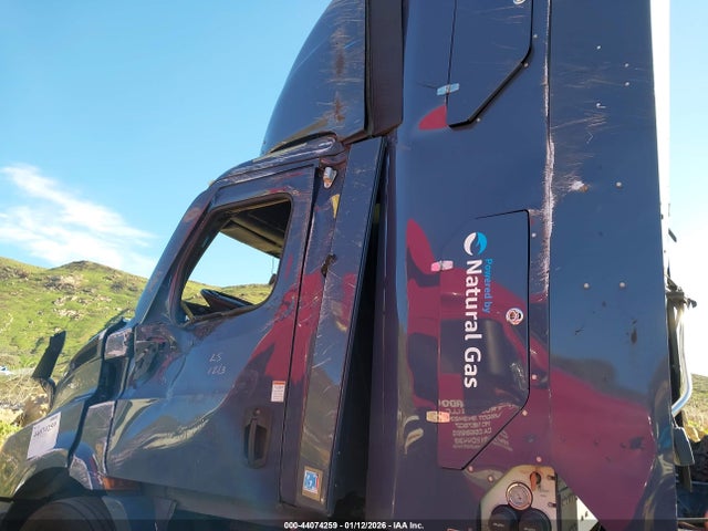 1FUJHTFW4PLNY0042 Freightliner New Cascadia 116