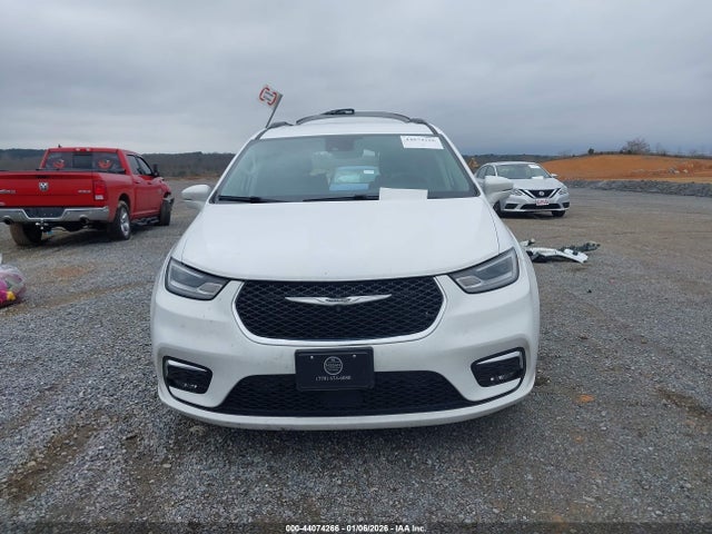 44074266 :رقم المزاد ، 2C4RC1BG4NR140001 vin ، 2022 Chrysler Pacifica Touring L مزاد بيع