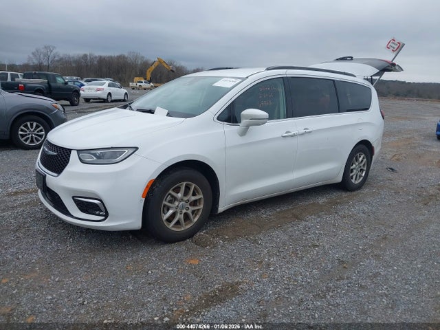 44074266 :رقم المزاد ، 2C4RC1BG4NR140001 vin ، 2022 Chrysler Pacifica Touring L مزاد بيع