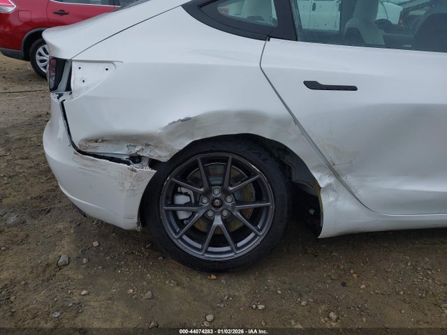 2022 TESLA MODEL 3 5YJ3E1EB1NF234946 Photo 5