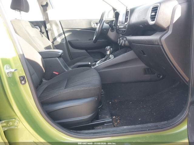 2021 HYUNDAI VENUE KMHRC8A35MU097566 Photo 4