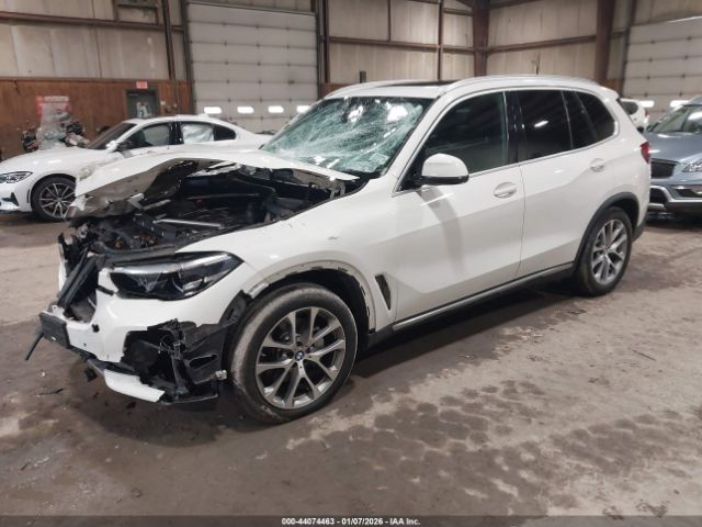 2019 BMW X5 5UXCR6C57KLL05301 Photo 1