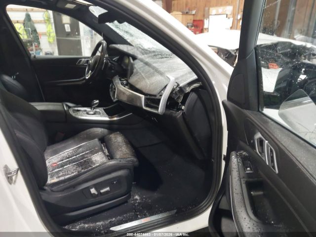 2019 BMW X5 5UXCR6C57KLL05301 Photo 4