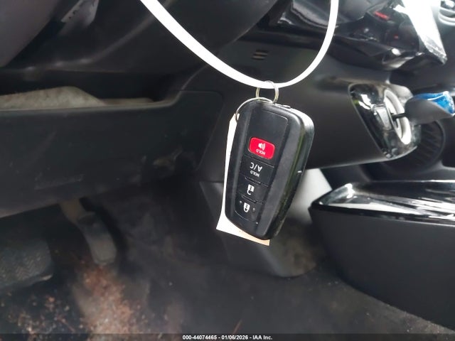 2021 TOYOTA PRIUS PRIME JTDKAMFP7M3176596 Photo 10