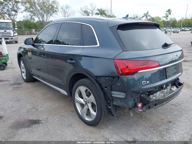 2021 AUDI Q5 WA1BAAFY1M2015426 Photo 2