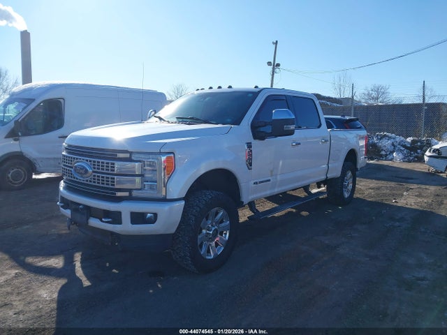 1FT7W2BT2JEC35102 Ford F-250 Platinum