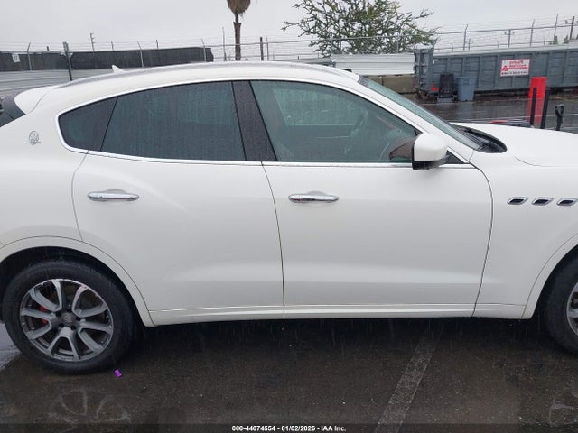 ZN661XULXHX210742 Maserati Levante