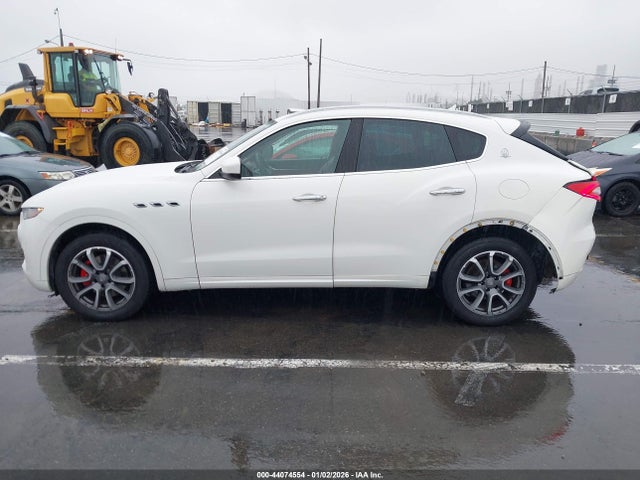 ZN661XULXHX210742 Maserati Levante