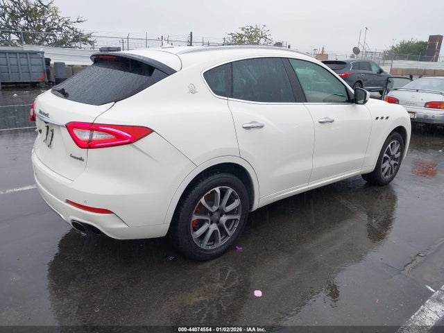 ZN661XULXHX210742 Maserati Levante