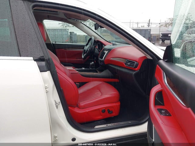 ZN661XULXHX210742 Maserati Levante