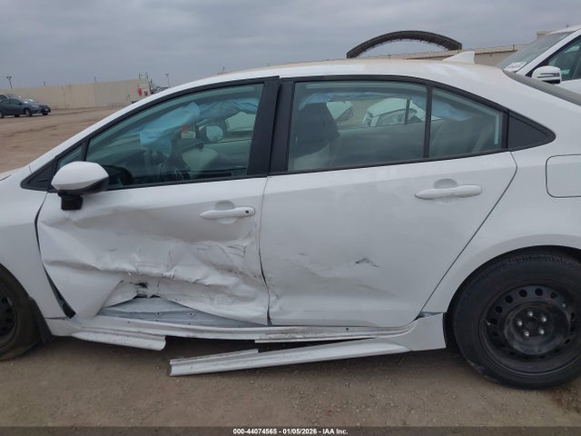 Toyota COROLLA LE 2026 5YFB4MDE5TP376276 Image 15