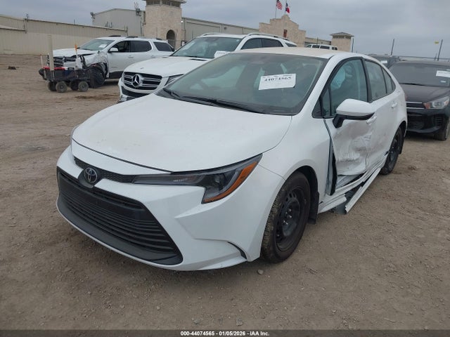 Toyota COROLLA LE 2026 5YFB4MDE5TP376276 Image 2