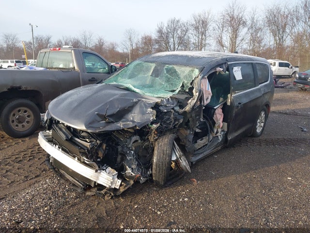 2023 Chrysler Pacifica Touring L მანქანა იყიდება აუქციონზე, vin: 2C4RC1BGXPR564012, აუქციონის ნომერი: 44074570