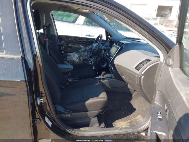 2022 MITSUBISHI OUTLANDER SPORT JA4APUAU1NU014959 Photo 4