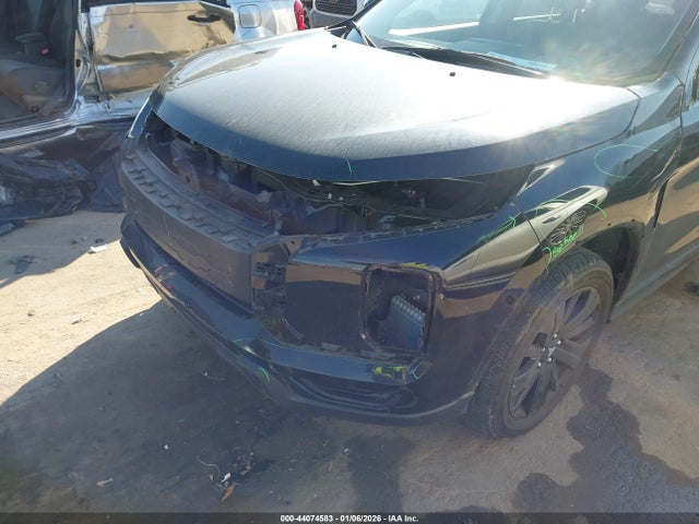 2022 MITSUBISHI OUTLANDER SPORT JA4APUAU1NU014959 Photo 5