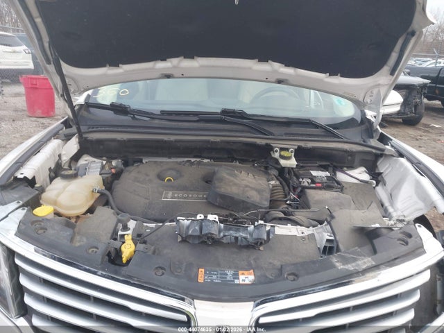 Lincoln MKC 2015 5LMTJ2AH4FUJ18783 Image 10
