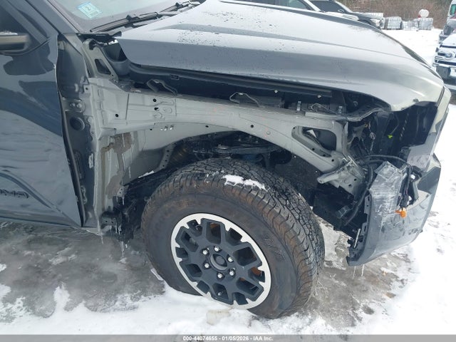 3TYLE5JN2RT058843 Toyota Tacoma Trd Off Road