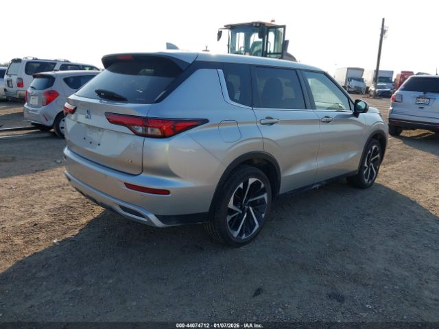 2024 MITSUBISHI OUTLANDER JA4J4VA89RZ069878 Photo 3