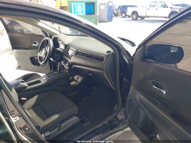 2018 HONDA HR-V 3CZRU6H30JG700850 Photo 4