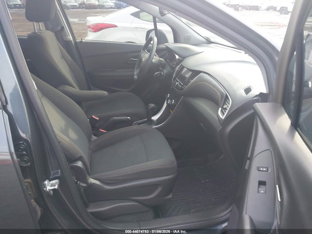 2021 CHEVROLET TRAX KL7CJKSBXMB325024 Photo 4
