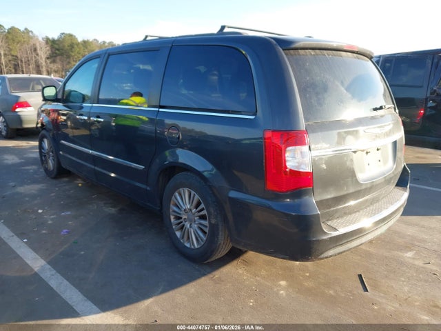 Продажа на аукционе авто 2011 Chrysler Town & Country Touring-l, vin: 2A4RR8DG2BR772411, номер лота: 44074757