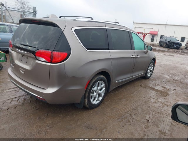 2017 CHRYSLER PACIFICA 2C4RC1EGXHR536238 Photo 3