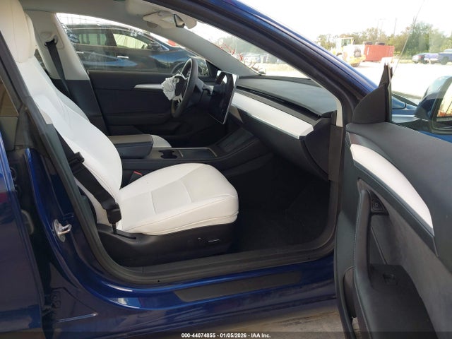 2023 TESLA MODEL 3 5YJ3E1EA8PF434636 Photo 4