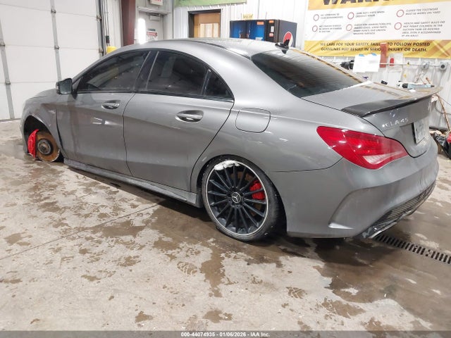 2014 MERCEDES-BENZ CLA 45 AMG WDDSJ5CB1EN097807 Photo 2