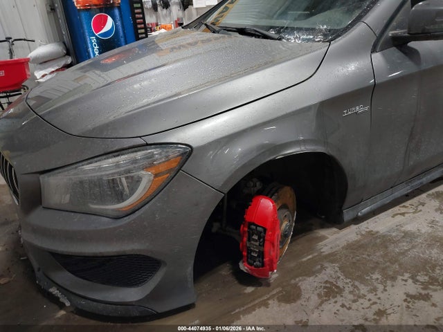 2014 MERCEDES-BENZ CLA 45 AMG WDDSJ5CB1EN097807 Photo 5