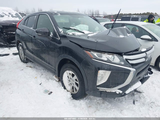 2018 MITSUBISHI ECLIPSE CROSS JA4AT3AA9JZ069636 Photo 0