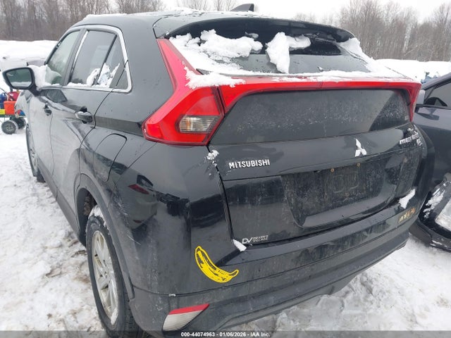 2018 MITSUBISHI ECLIPSE CROSS JA4AT3AA9JZ069636 Photo 2
